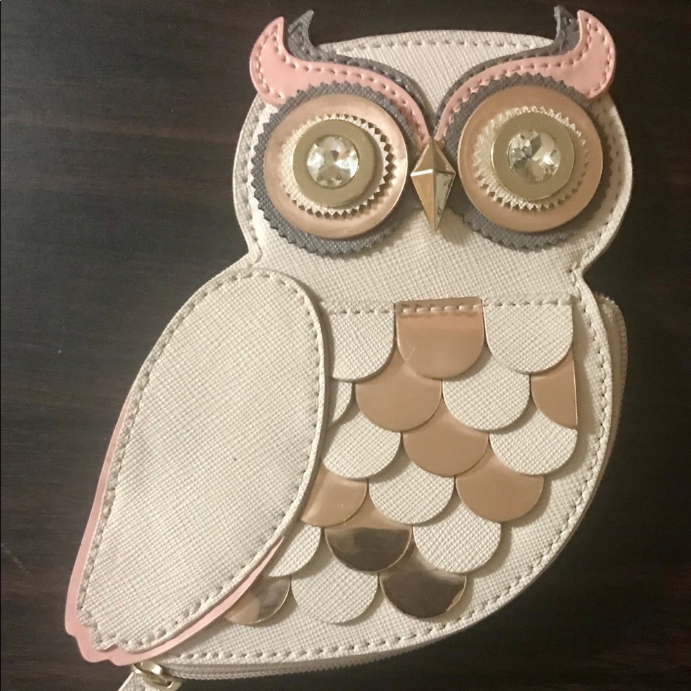 Adorable Kate Spade Coin purse 5x4